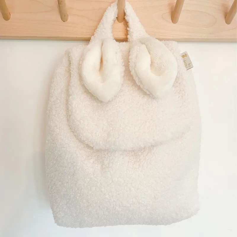 Mochila infantil personalizable con orejas de conejo – Bouclette color crudo (guardería y preescolar)